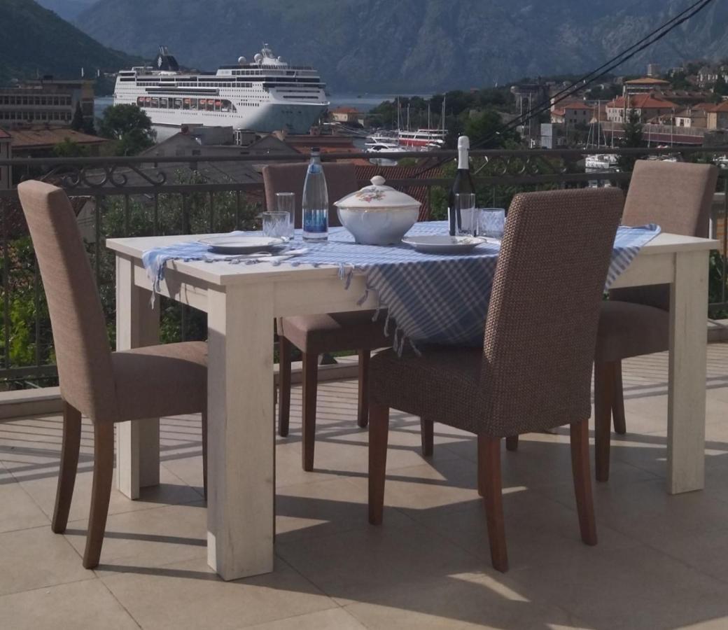 Guesthouse Nikoleta 2 Котор Екстериор снимка